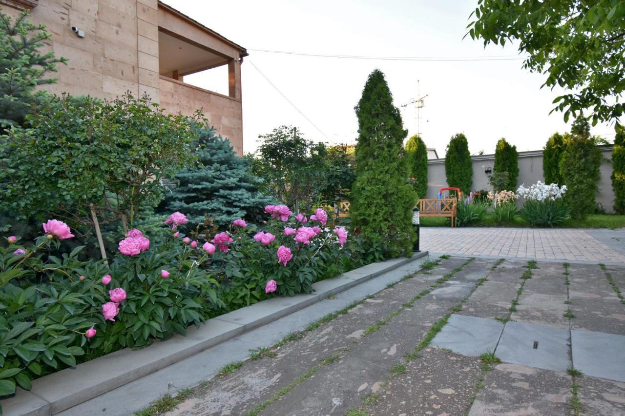 Villa In Nork Jerevan Buitenkant foto